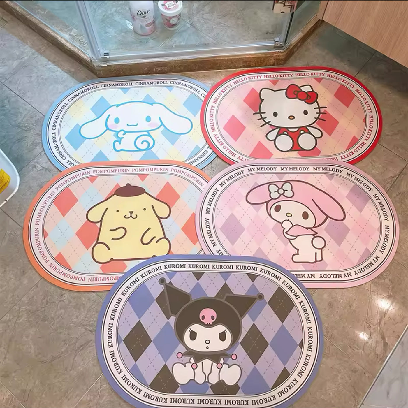 Alfombra sanrio