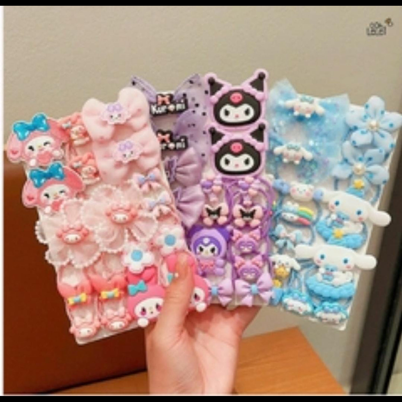 Set coles sanrio